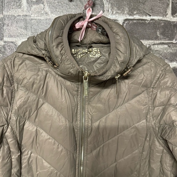 Michael Kors packable down fill puffer coat tan brown - Picture 2 of 10